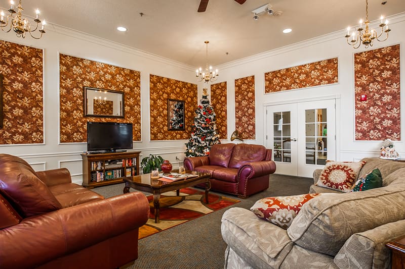 Charter Senior Living of Shiloh Sitting Area